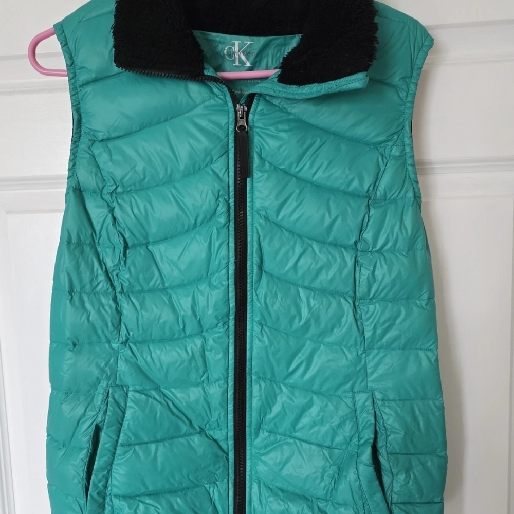 Teal Quilted Puffer Vest with Black Collar